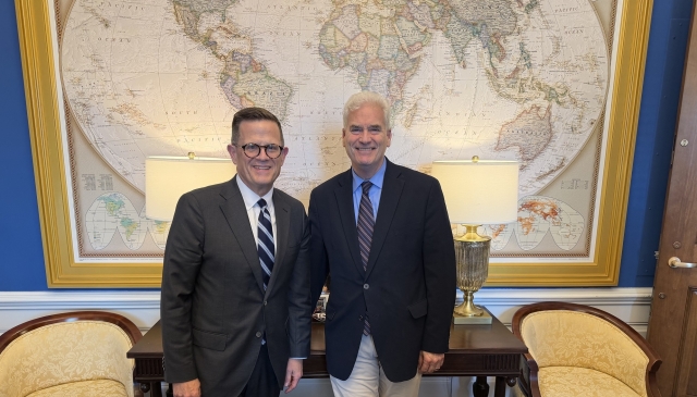 Rep. Tom Emmer and Scott Simpson